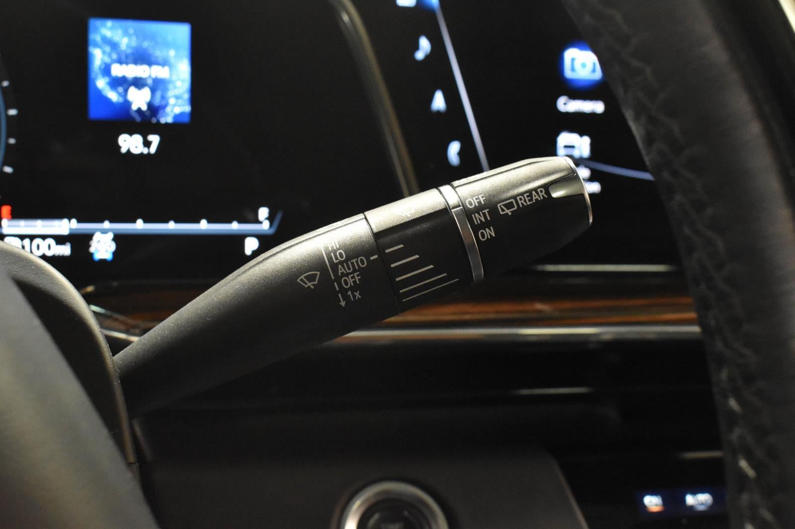 2023 Cadillac Escalade ESV Premium Luxury