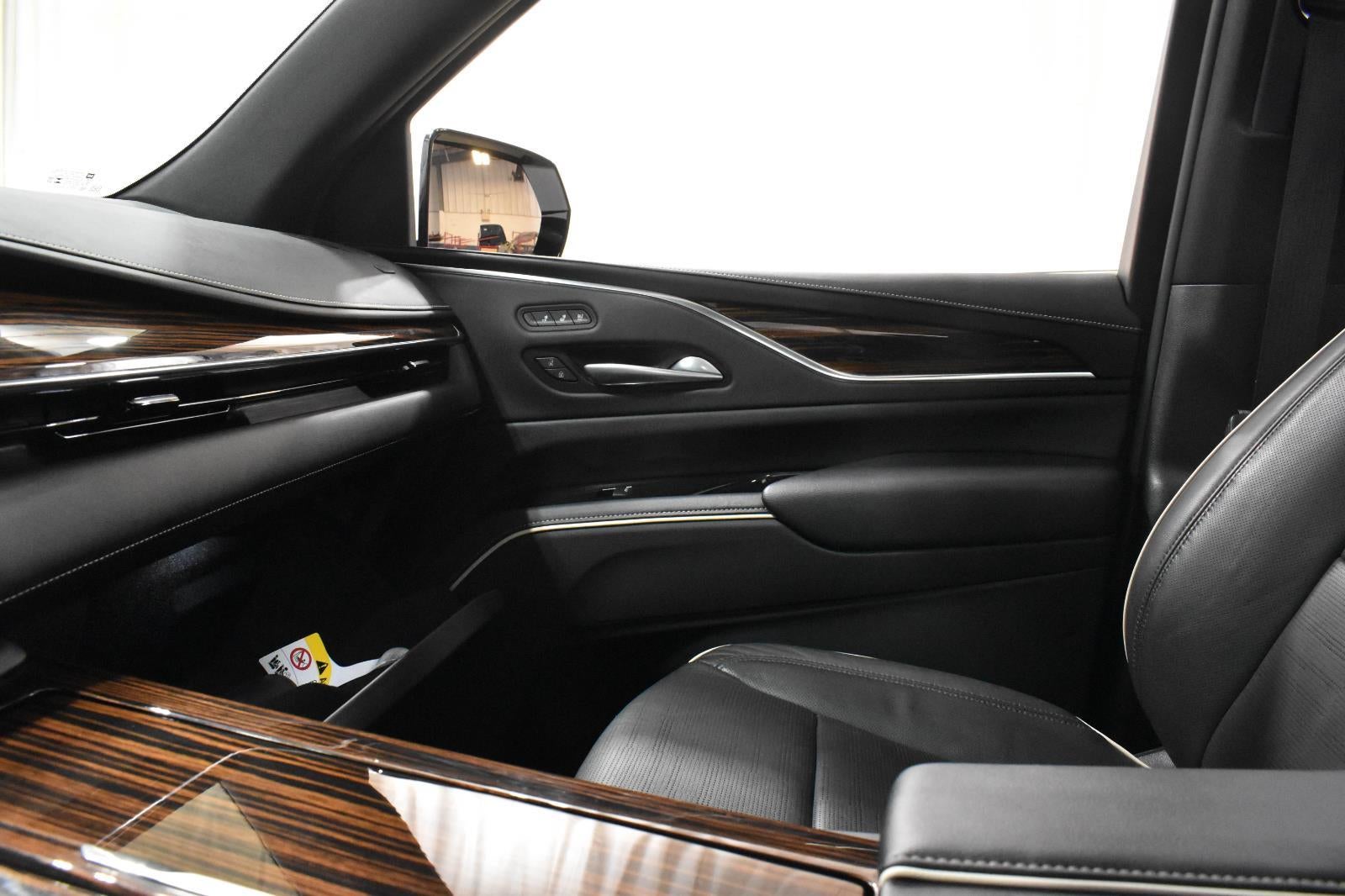 2023 Cadillac Escalade ESV Premium Luxury