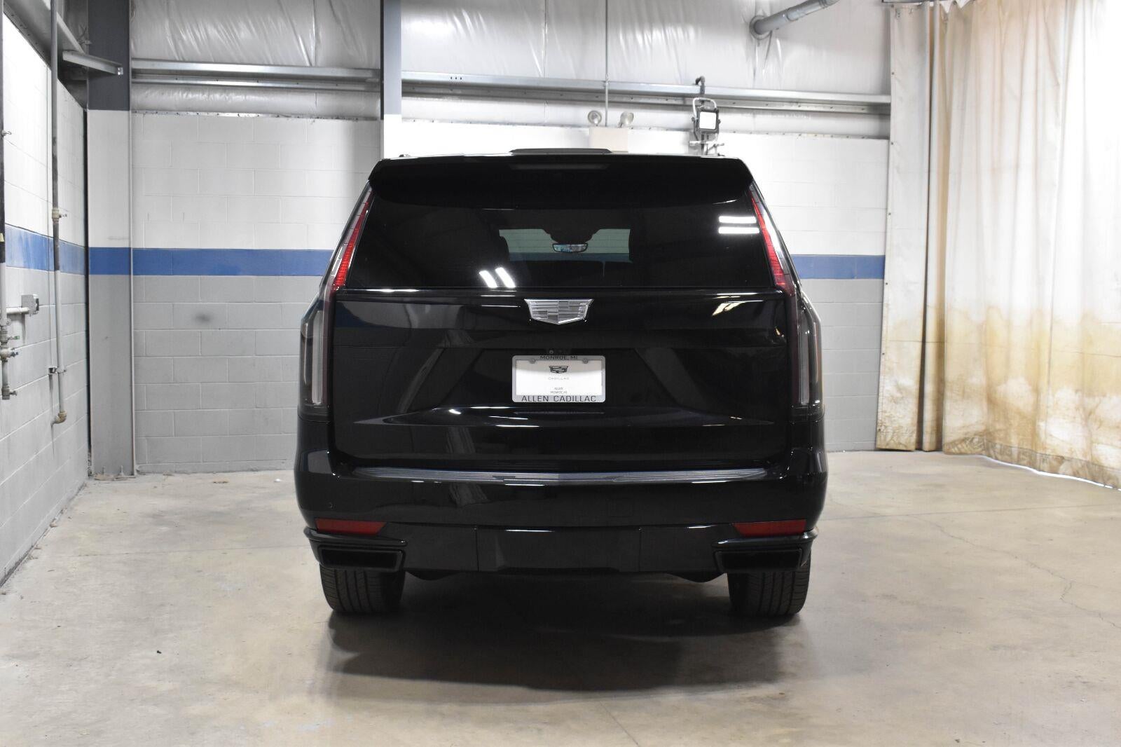 2022 Cadillac Escalade ESV Sport