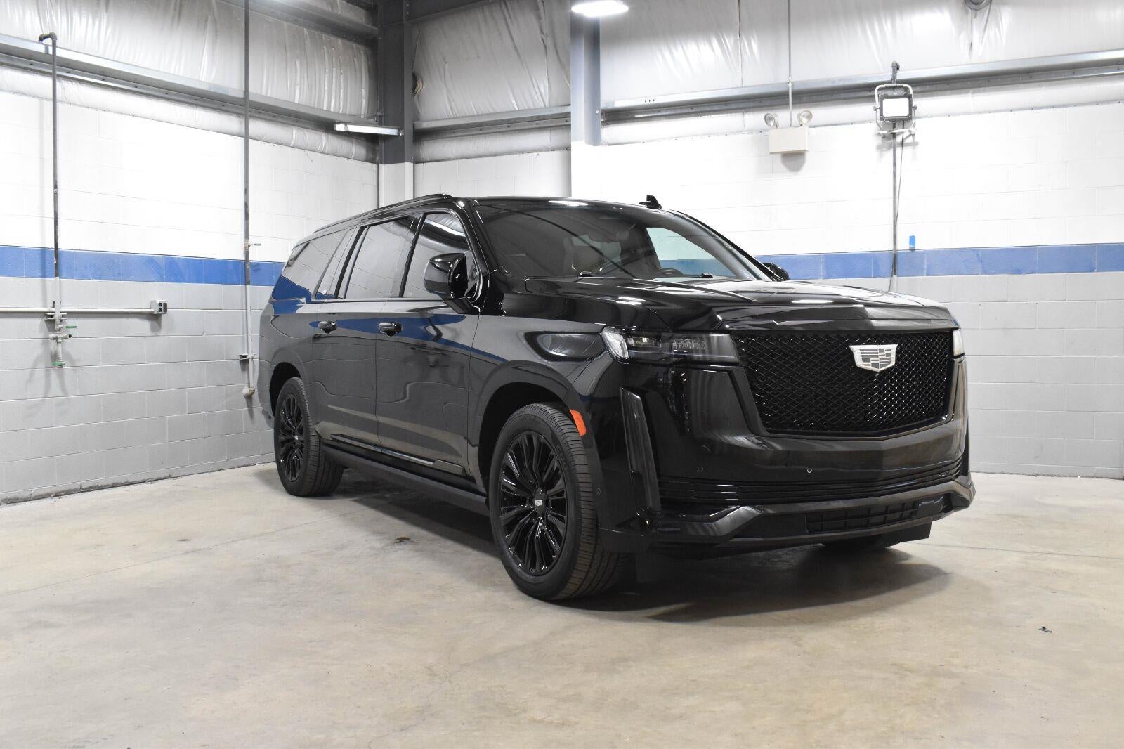 2022 Cadillac Escalade ESV Sport