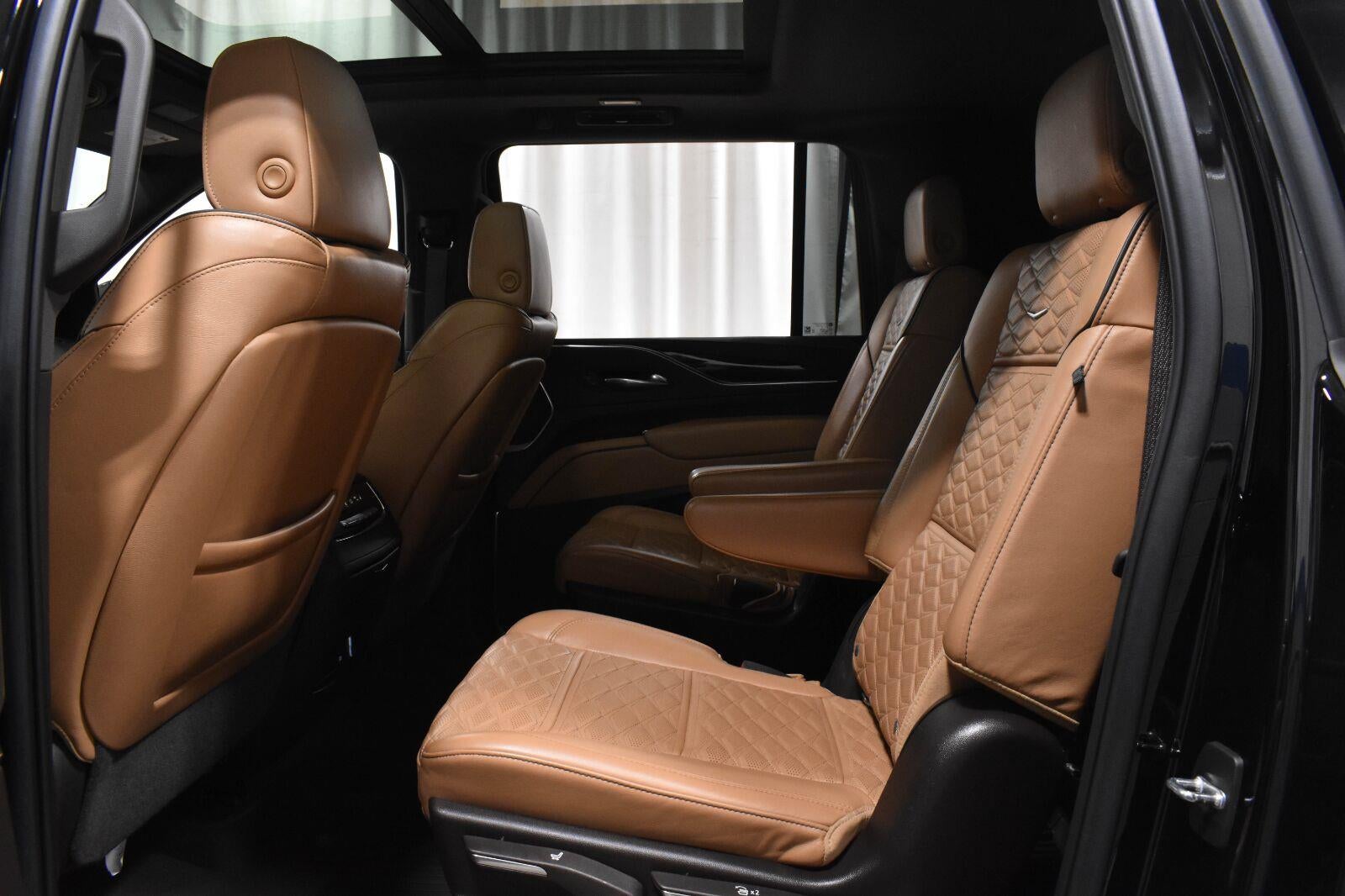 2022 Cadillac Escalade ESV Sport