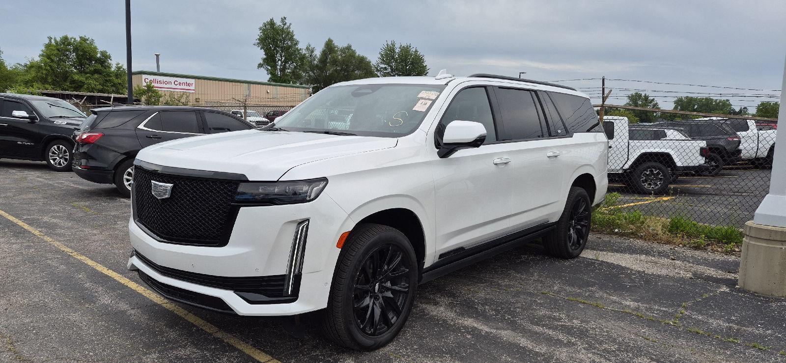2023 Cadillac Escalade ESV Sport Platinum