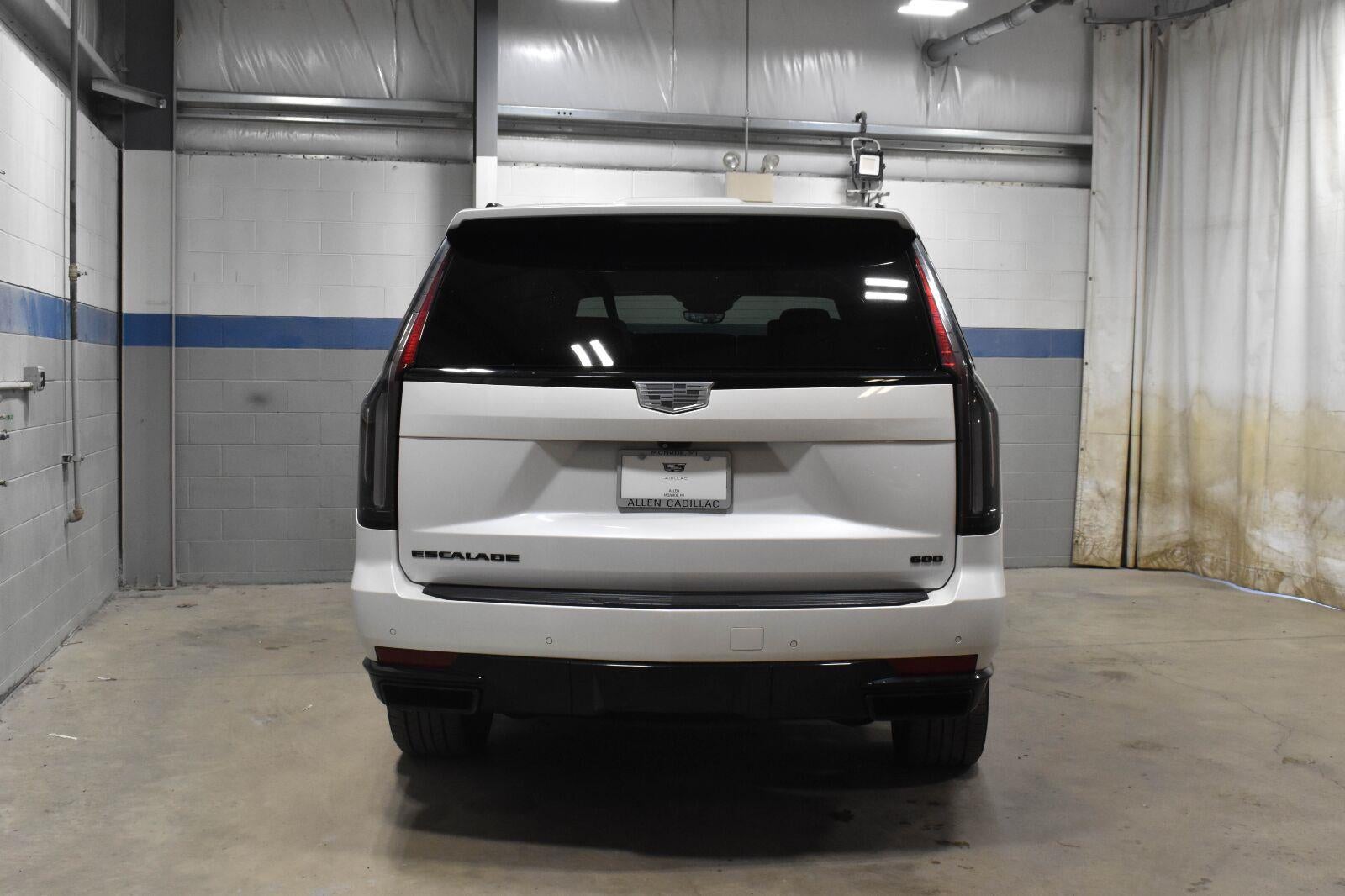 2023 Cadillac Escalade ESV Sport Platinum