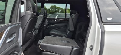 2023 Cadillac Escalade ESV Sport Platinum