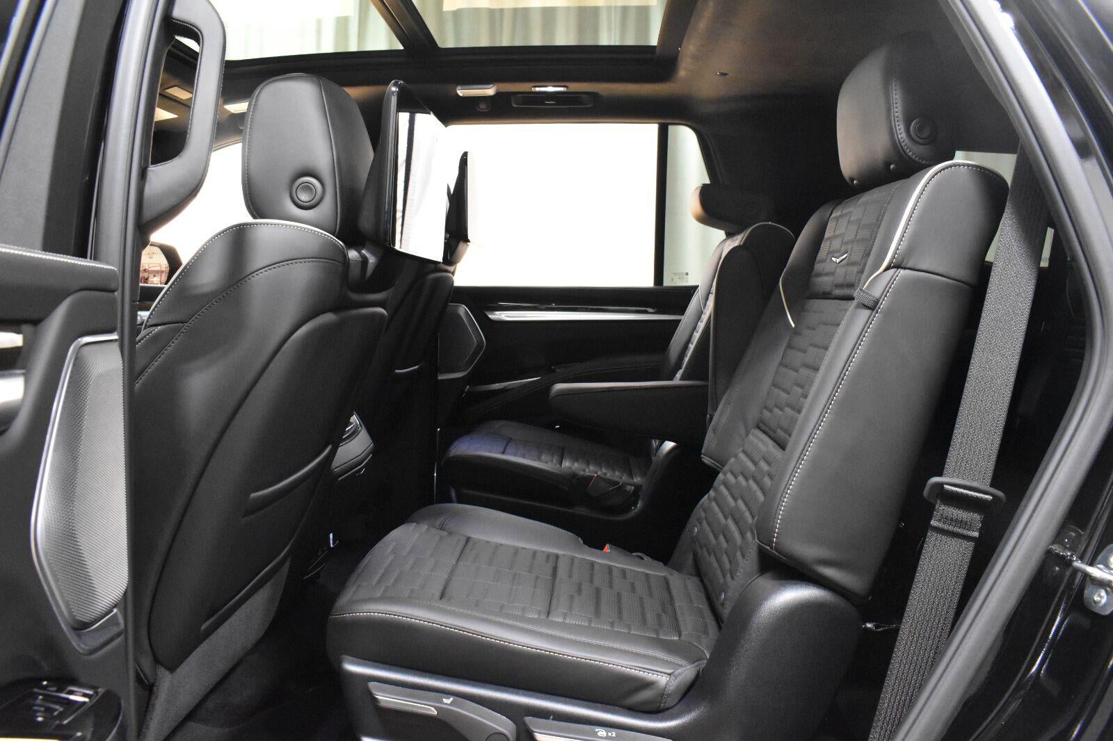 2026 Cadillac Escalade Platinum Luxury