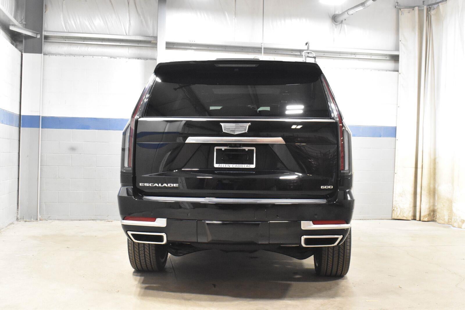 2026 Cadillac Escalade Platinum Luxury