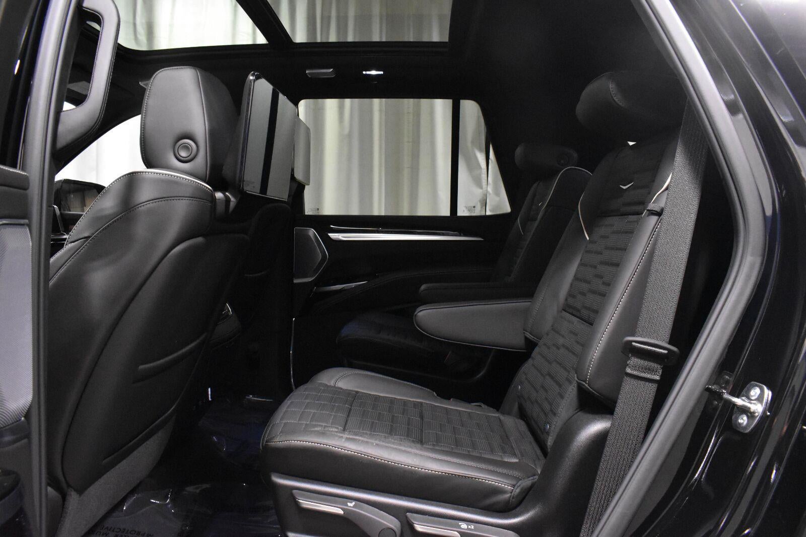 2026 Cadillac Escalade Platinum Luxury