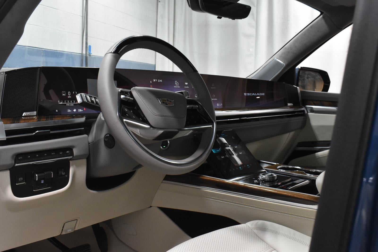 2026 Cadillac Escalade Platinum Sport