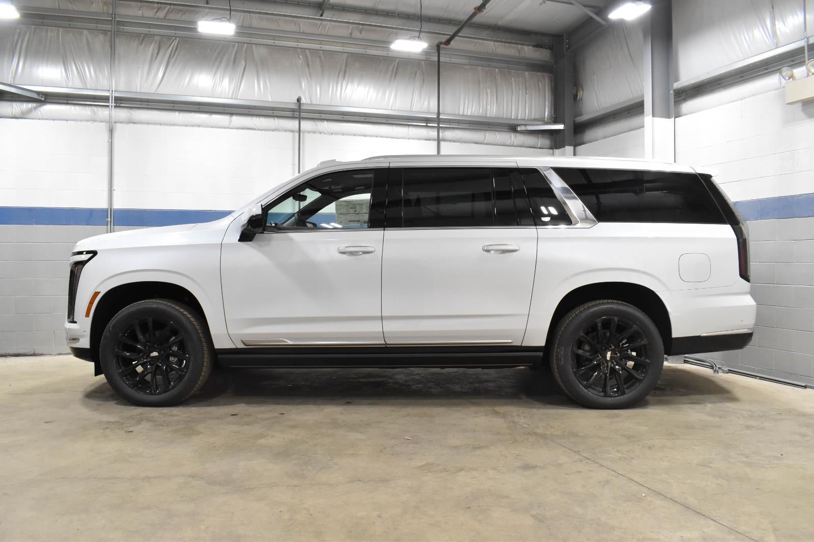 2026 Cadillac Escalade ESV Luxury