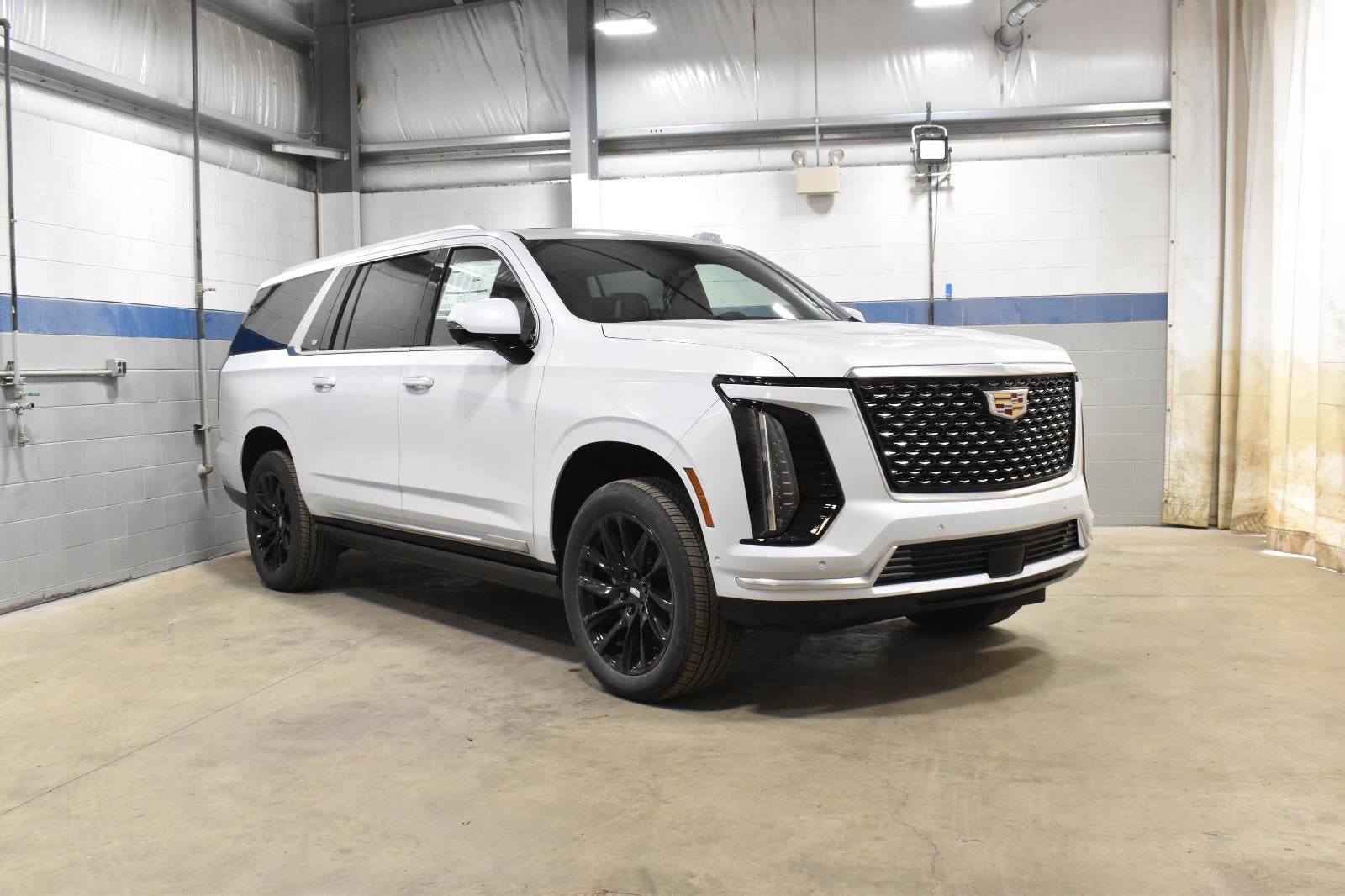 2026 Cadillac Escalade ESV Luxury