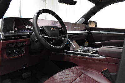 2026 Cadillac Escalade ESV Luxury