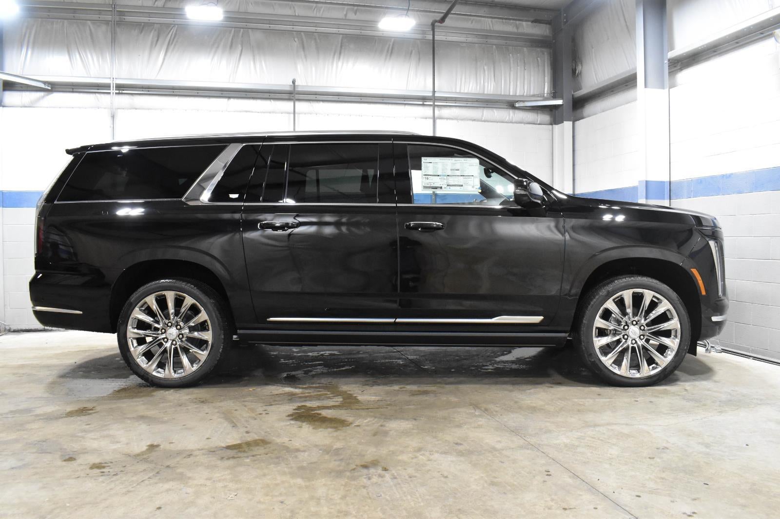 2026 Cadillac Escalade ESV Luxury