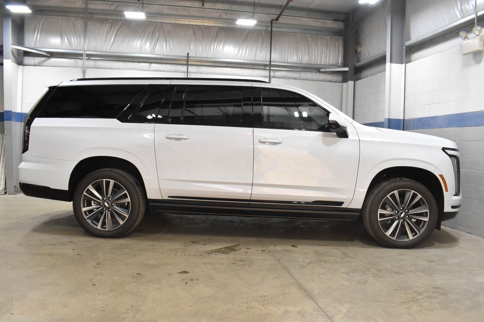 2026 Cadillac Escalade ESV Sport
