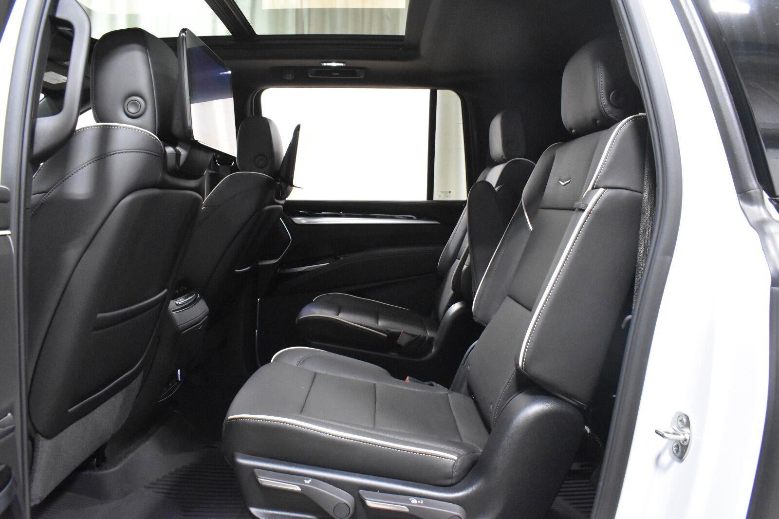 2026 Cadillac Escalade ESV Sport