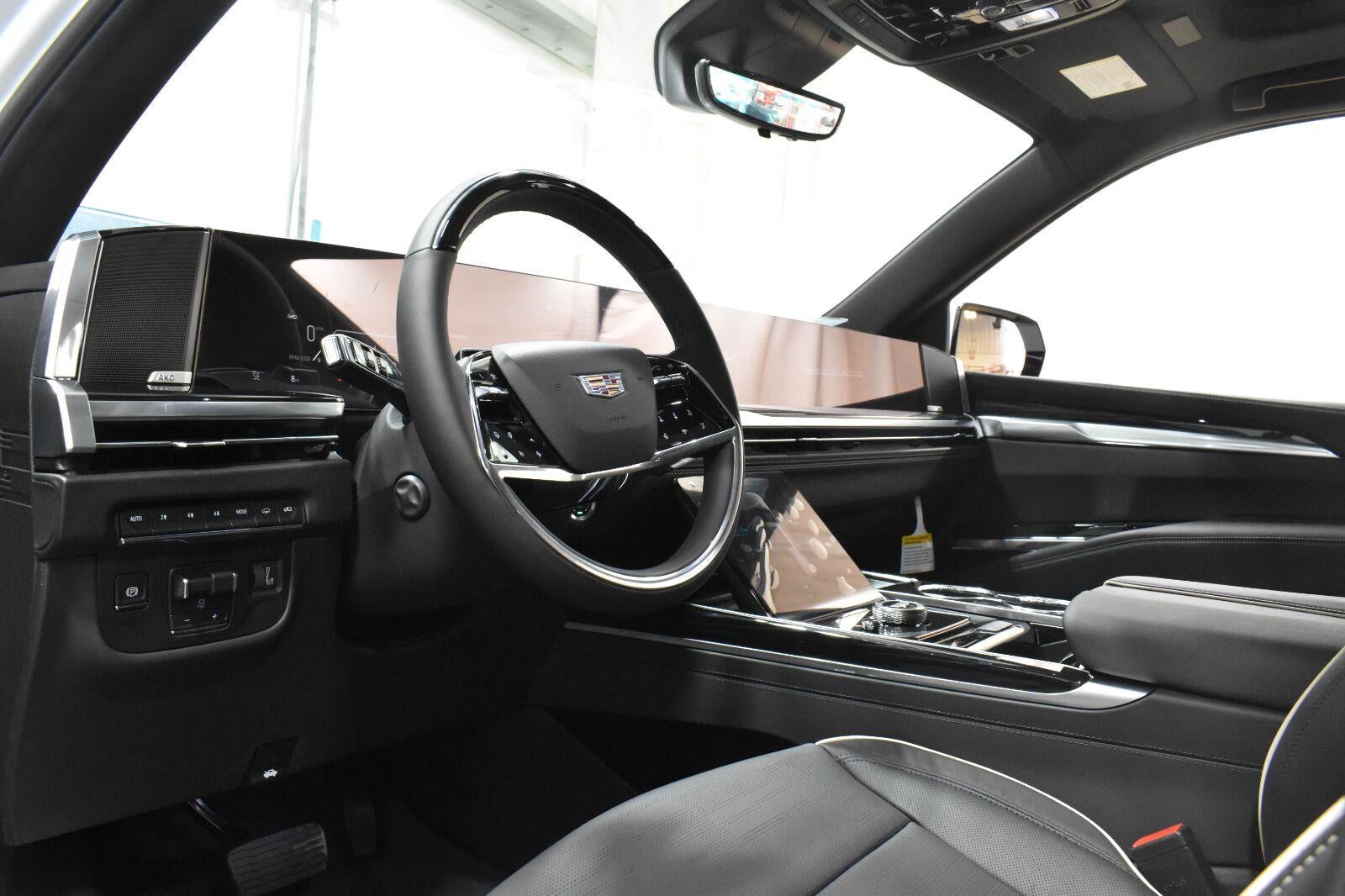 2026 Cadillac Escalade ESV Sport