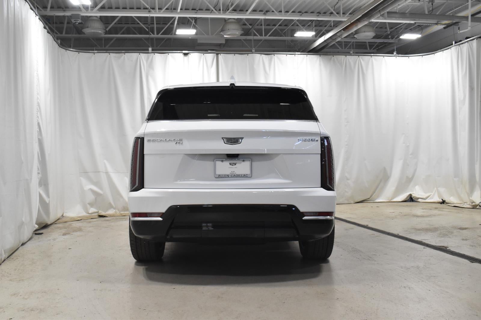 2025 Cadillac ESCALADE IQ Luxury 1