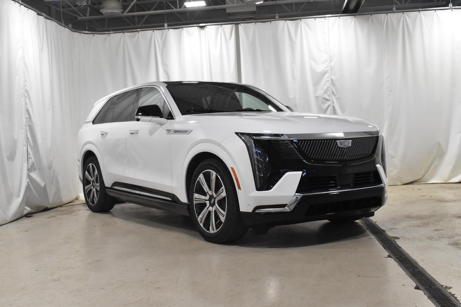 2025 Cadillac ESCALADE IQ Luxury 1