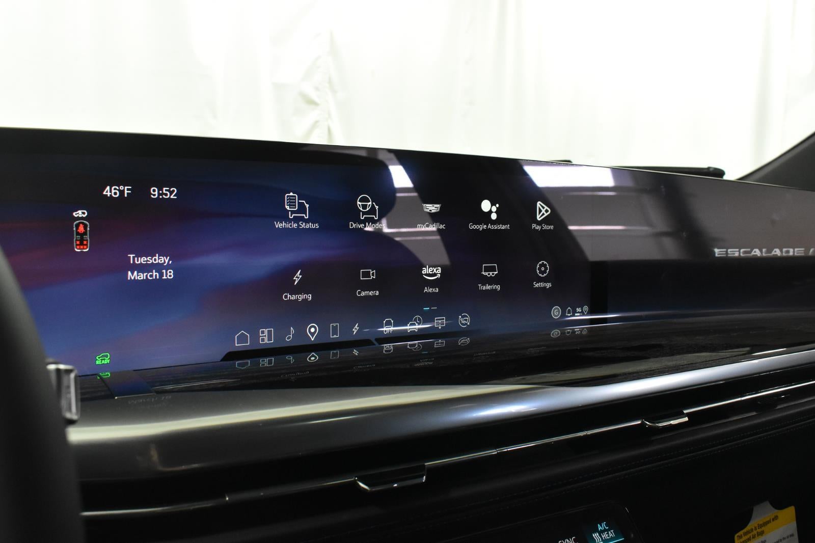 2025 Cadillac ESCALADE IQ Luxury 1