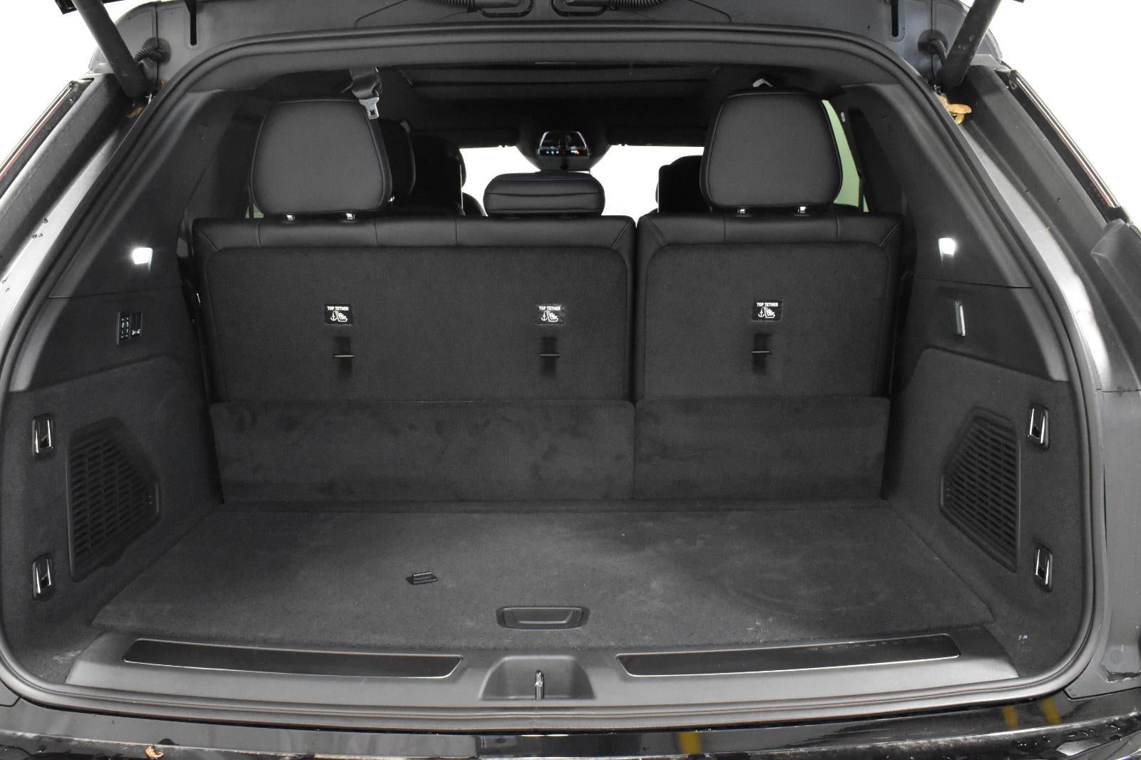 2025 Cadillac ESCALADE IQ Luxury 1