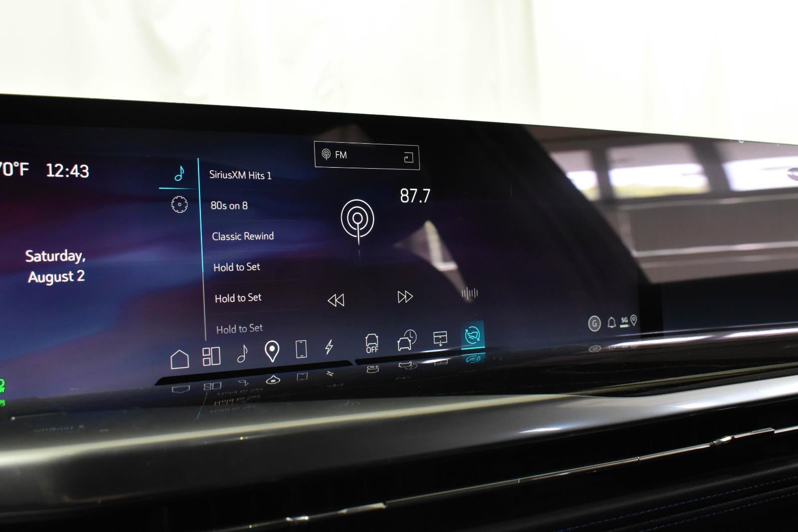 2025 Cadillac ESCALADE IQ Luxury 1