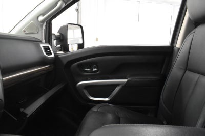 2017 Nissan Titan XD SL