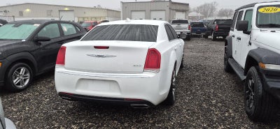 2019 Chrysler 300 Touring L