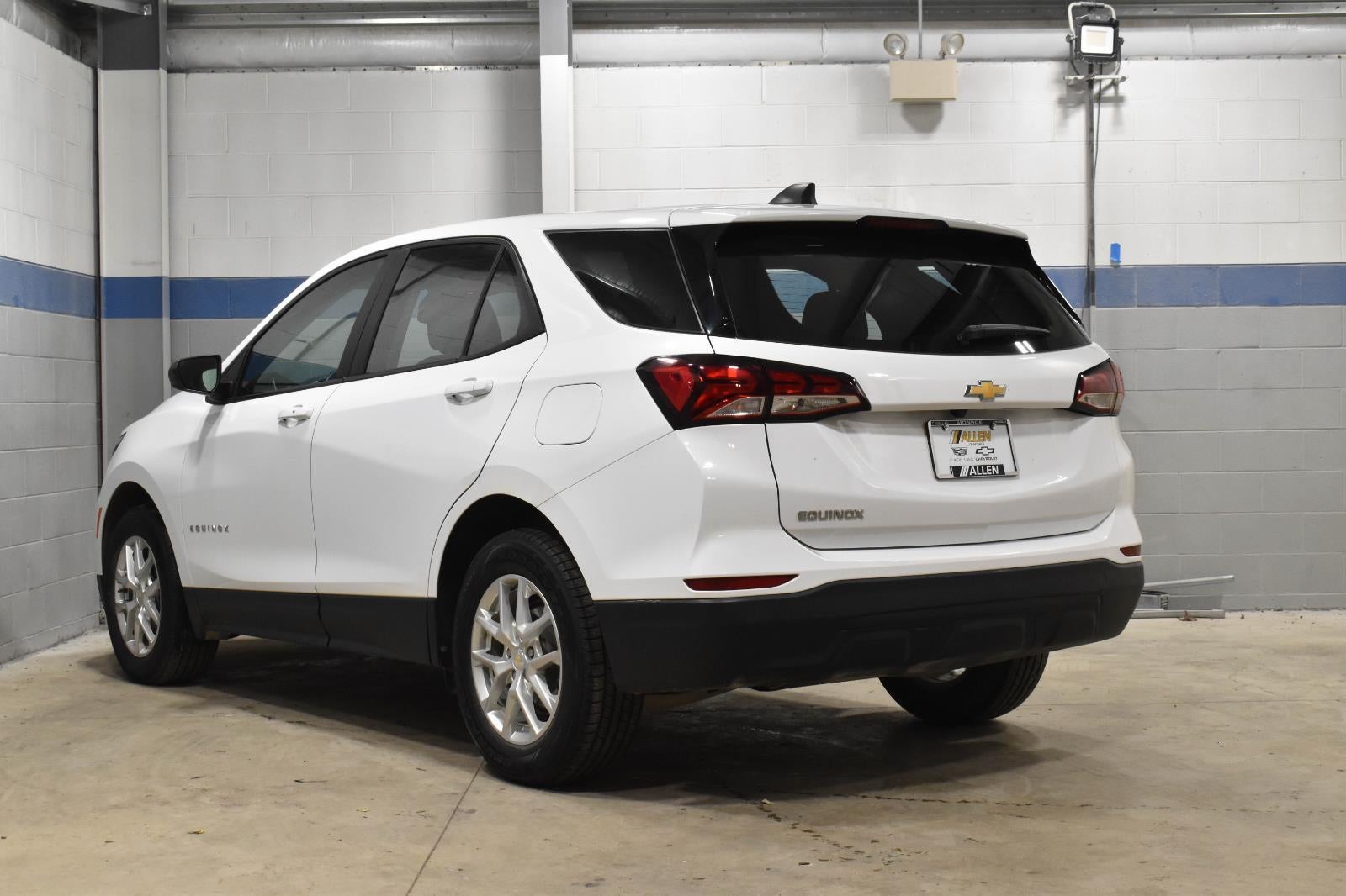 2022 Chevrolet Equinox LS