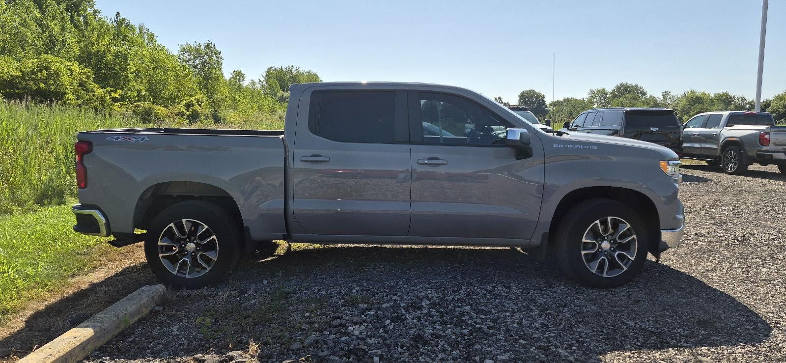 2024 Chevrolet Silverado 1500 LT (2FL)