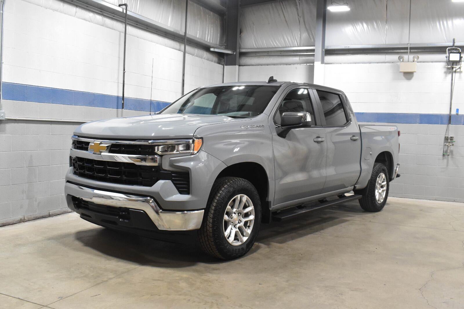 2024 Chevrolet Silverado 1500 LT (2FL)