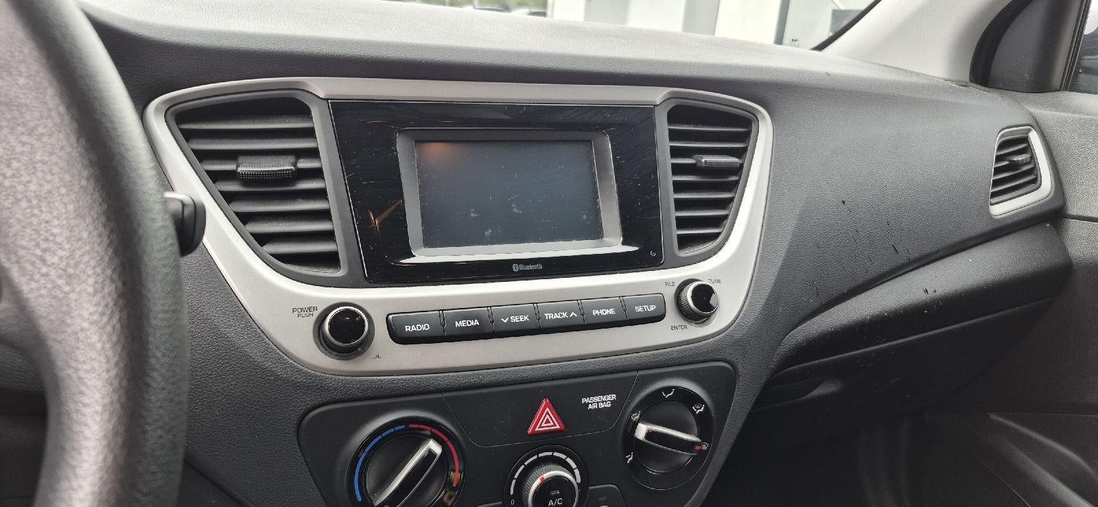 2020 Hyundai Accent SE