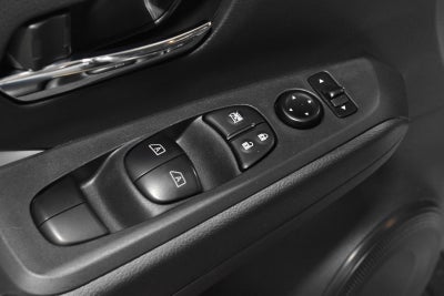 2023 Nissan Kicks SR Xtronic CVT