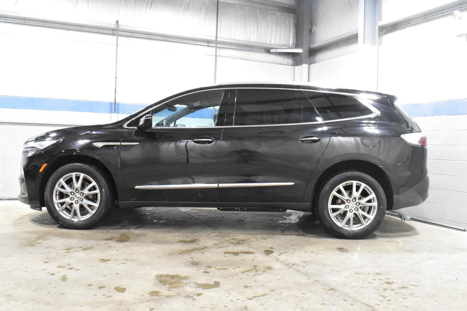 2024 Buick Enclave Essence