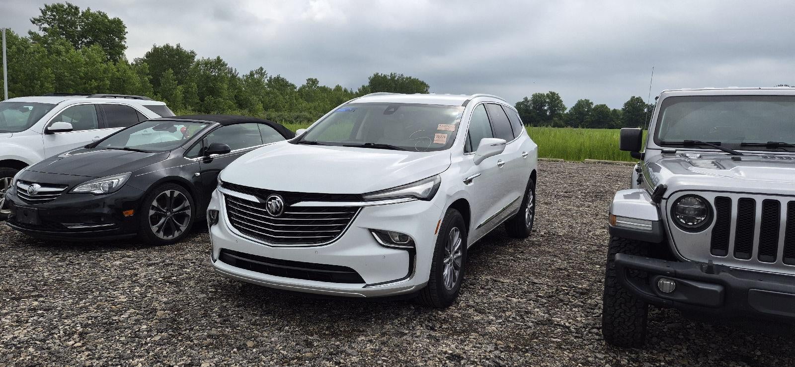 2024 Buick Enclave Essence