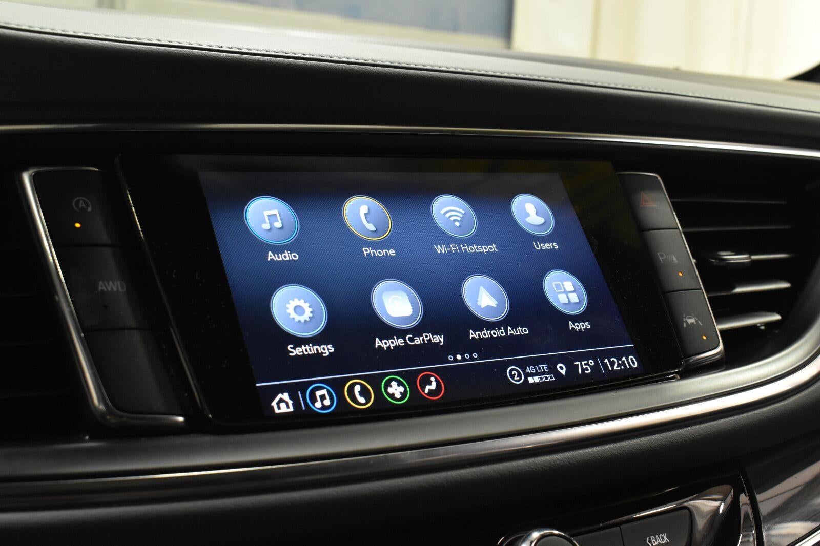 2023 Buick Enclave Essence
