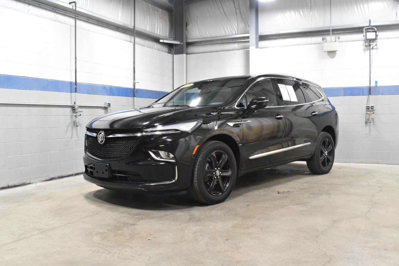 2023 Buick Enclave Essence