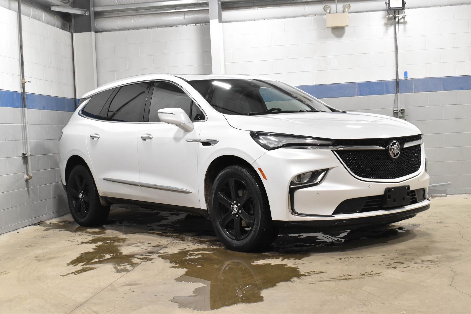 2023 Buick Enclave Essence