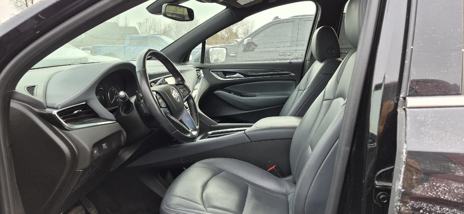 2023 Buick Enclave Essence