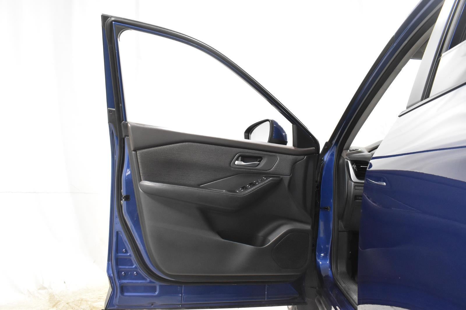 2022 Nissan Rogue SV Intelligent AWD