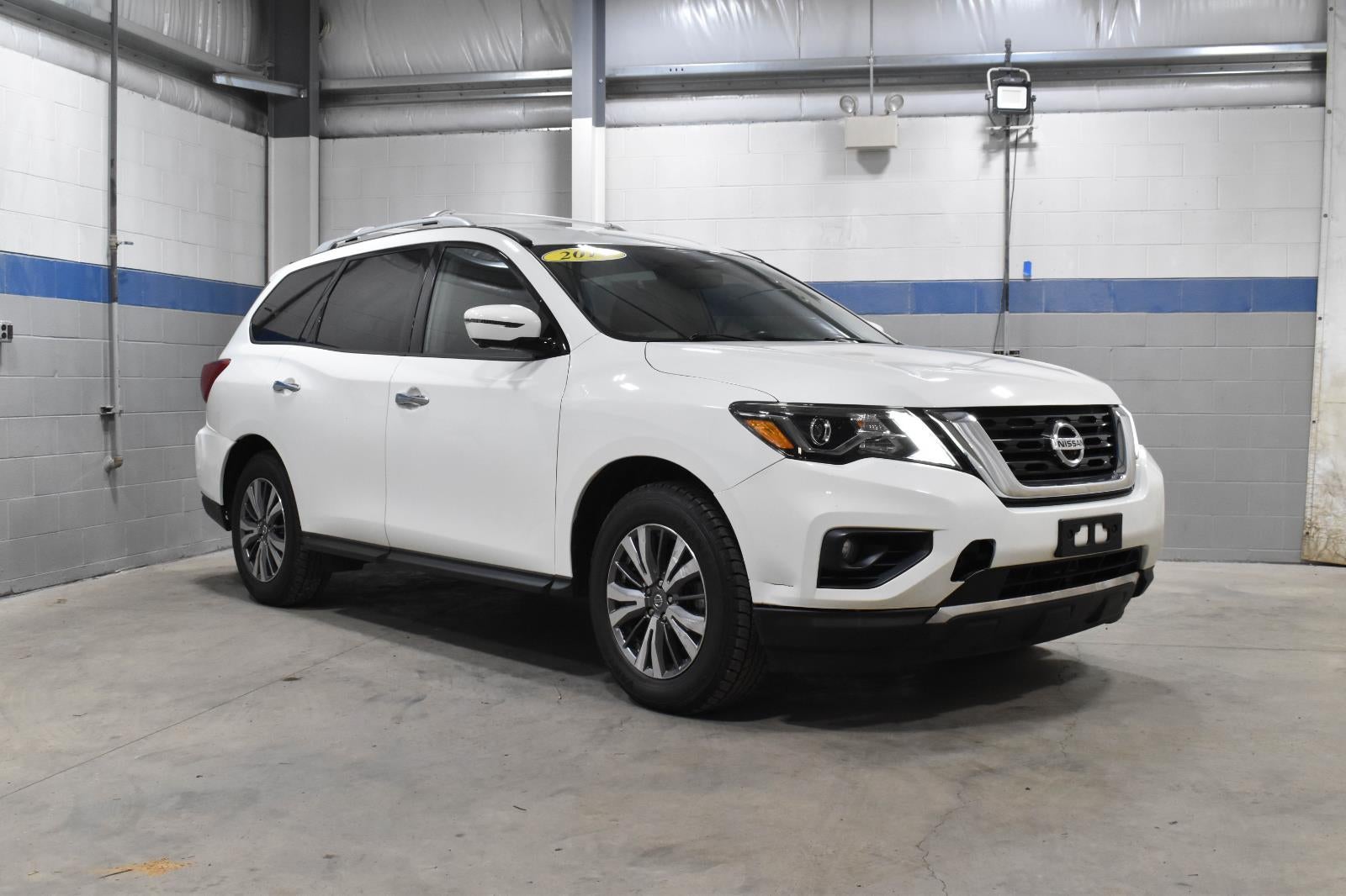 2019 Nissan Pathfinder SL