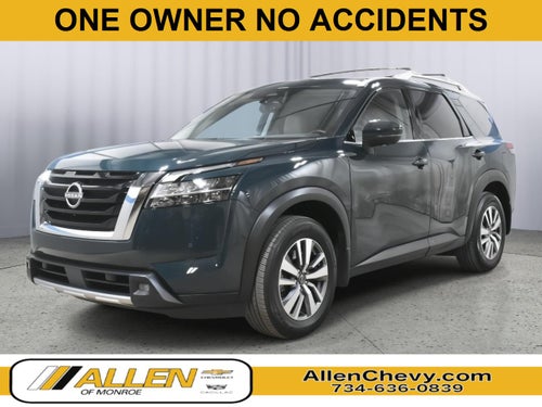 2022 Nissan Pathfinder SL 4WD