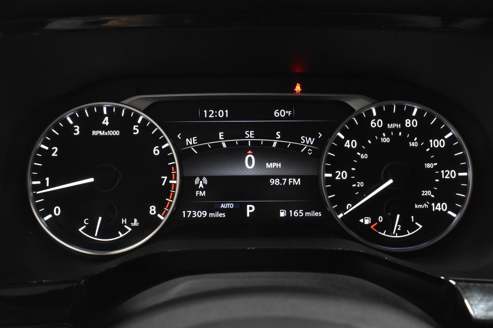 2022 Nissan Pathfinder SL 4WD