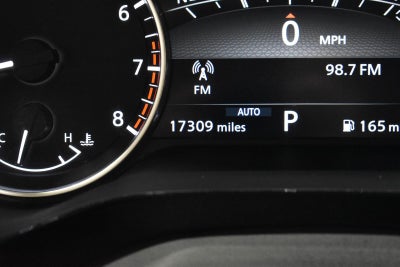 2022 Nissan Pathfinder SL 4WD