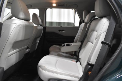 2022 Nissan Pathfinder SL 4WD