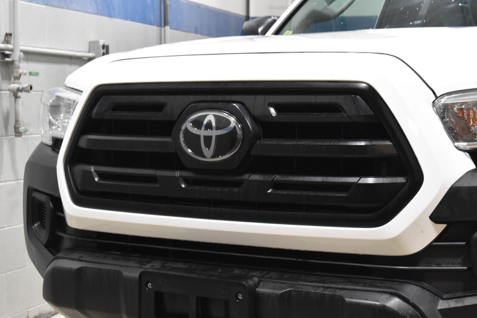 2019 Toyota Tacoma SR