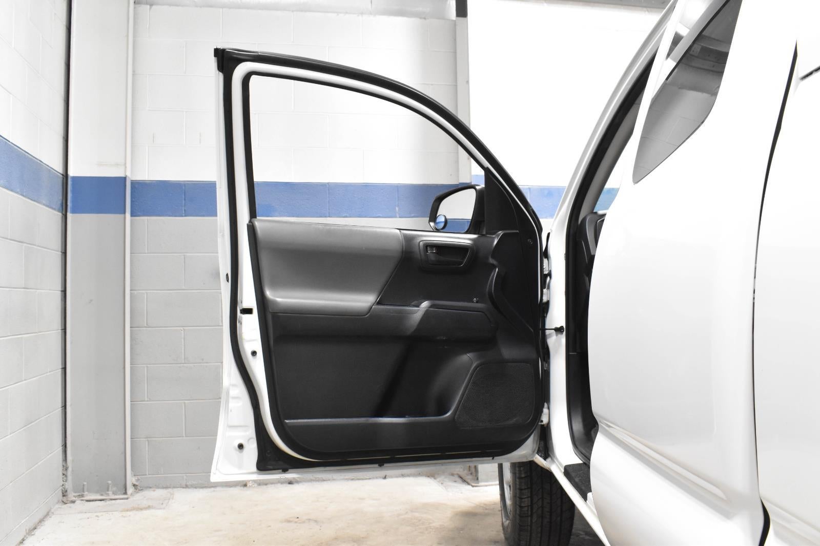 2019 Toyota Tacoma SR