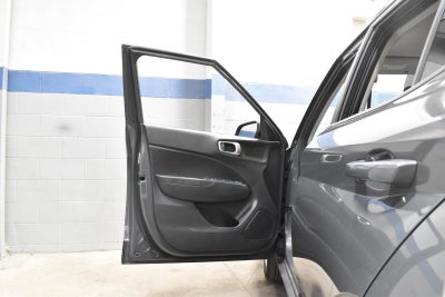 2024 Hyundai Venue SE