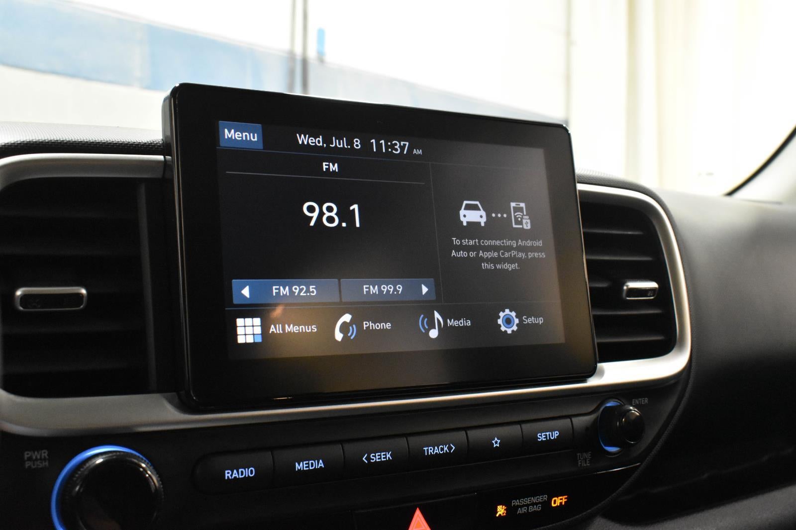 2024 Hyundai Venue SE