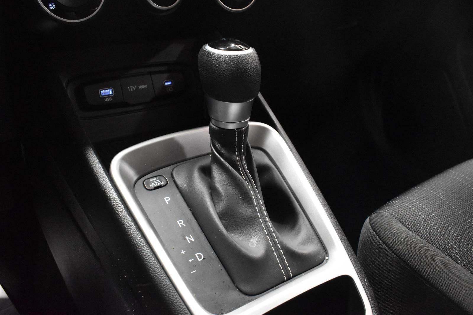 2024 Hyundai Venue SE