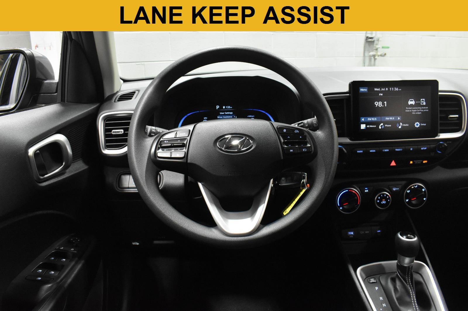 2024 Hyundai Venue SE