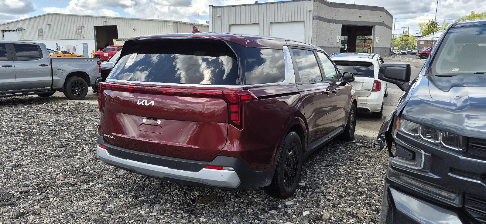 2025 Kia Carnival LXS